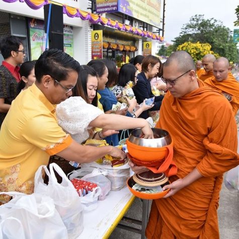 open-market-rajabhatburiram07